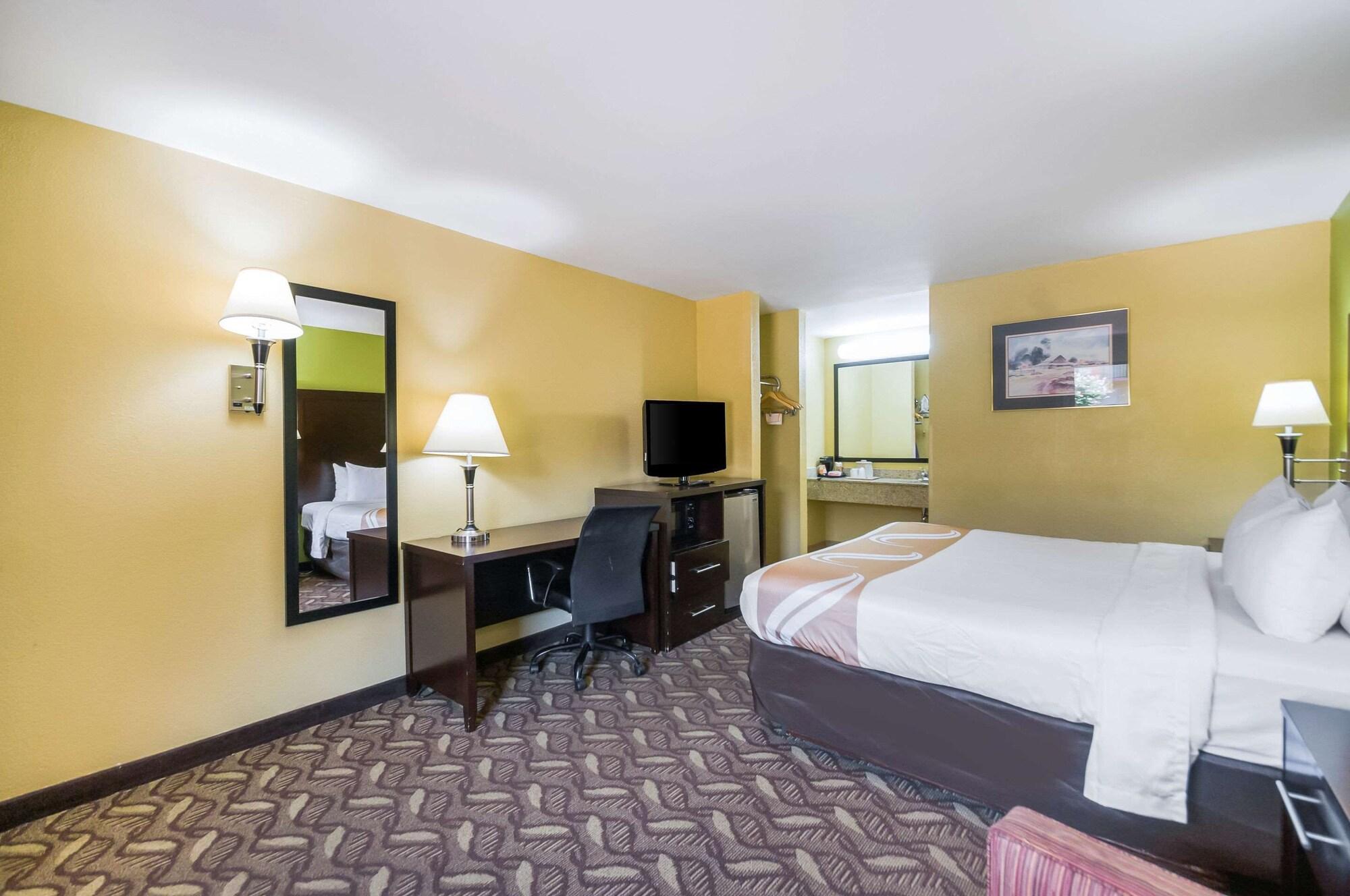 Quality Inn Fredericksburg-Central Park Area Екстер'єр фото