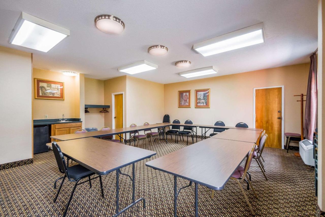 Quality Inn Fredericksburg-Central Park Area Екстер'єр фото