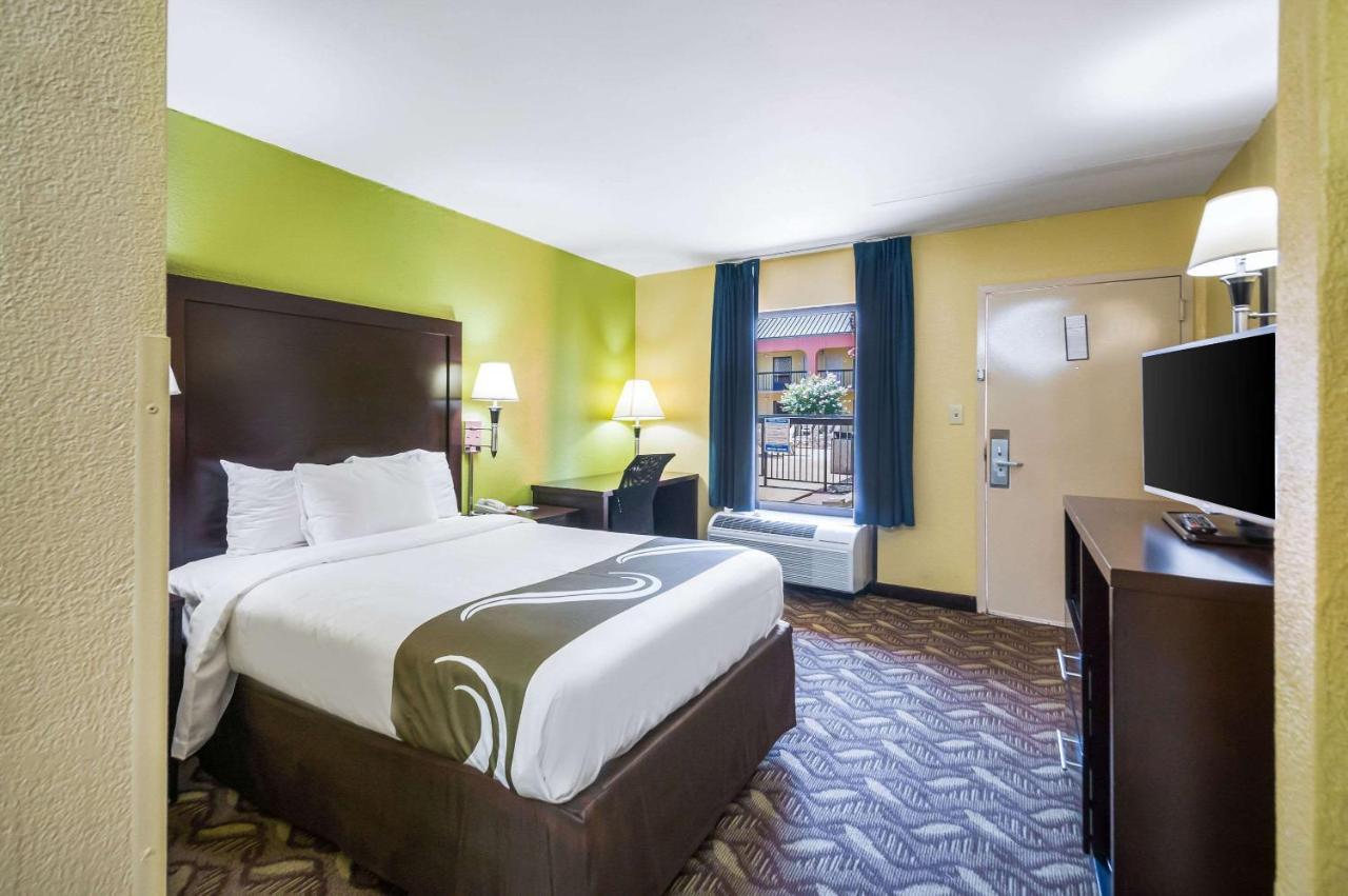 Quality Inn Fredericksburg-Central Park Area Екстер'єр фото